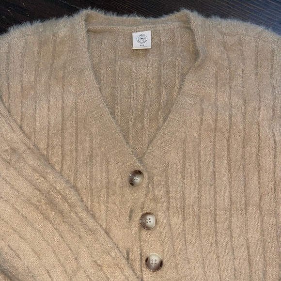 UO Maddie Fuzzy Fitted Cardigain - Picture 3 of 5